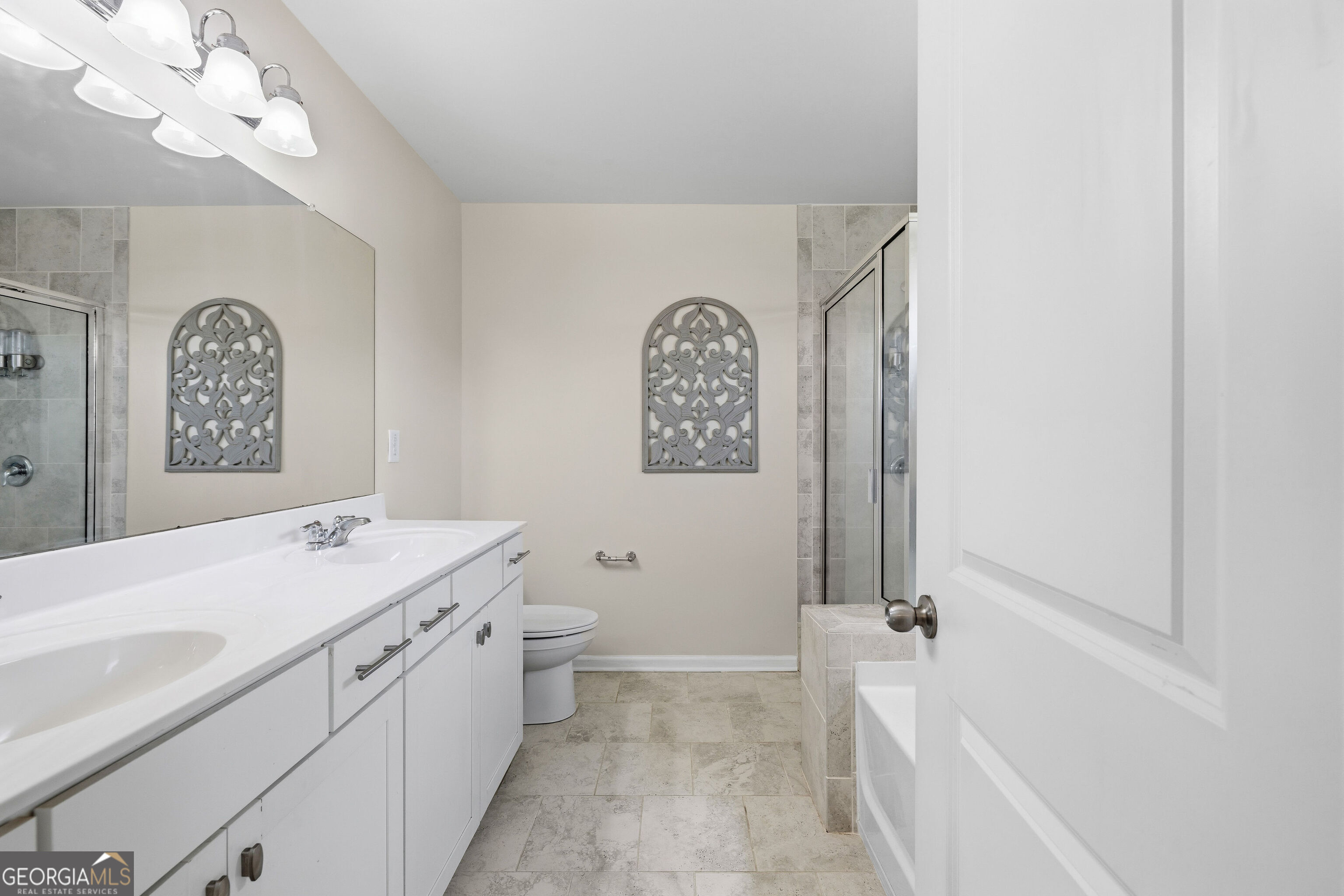 800 Royal Red Court Property Photo 21