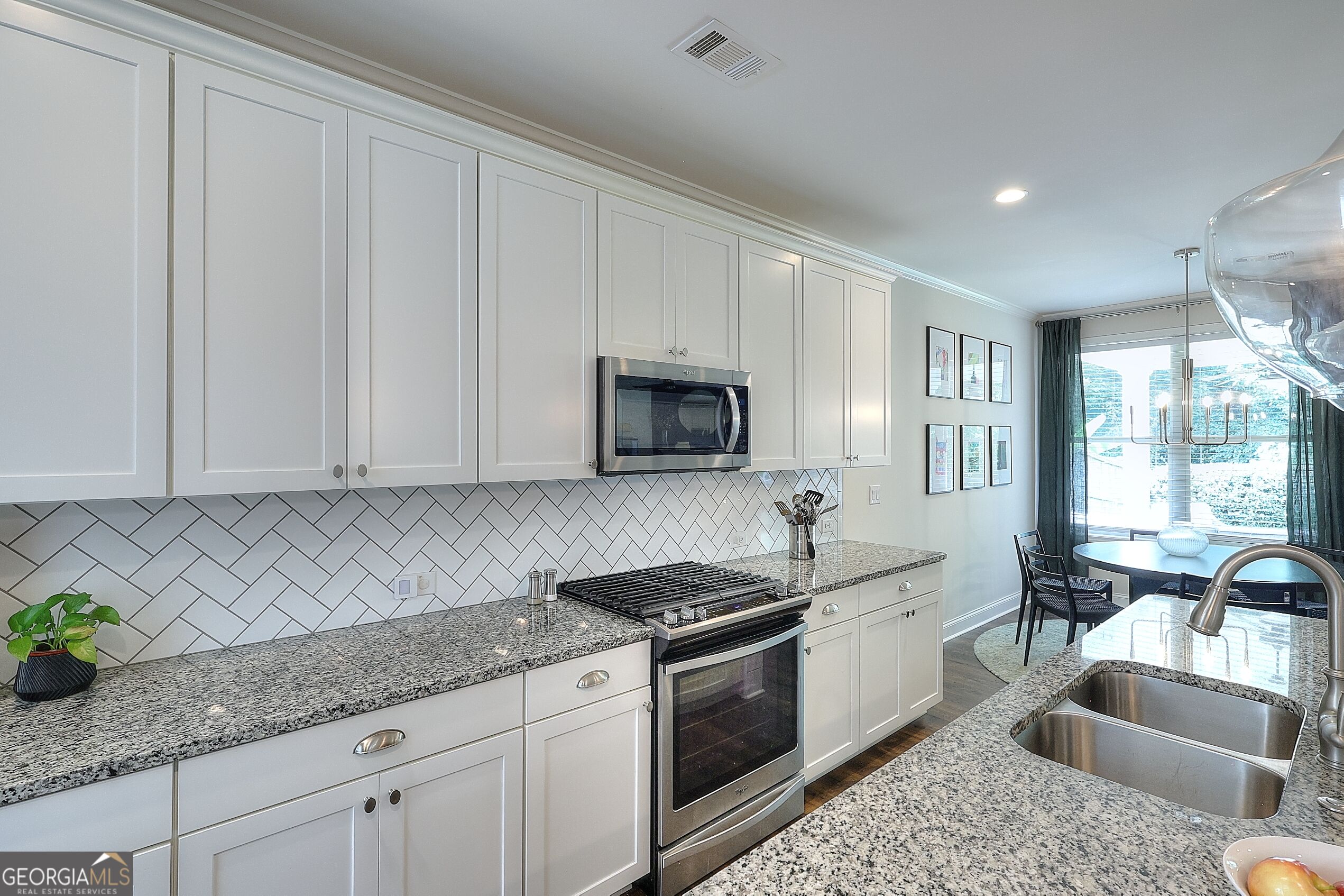 2181 Hempstead Court Property Photo 12