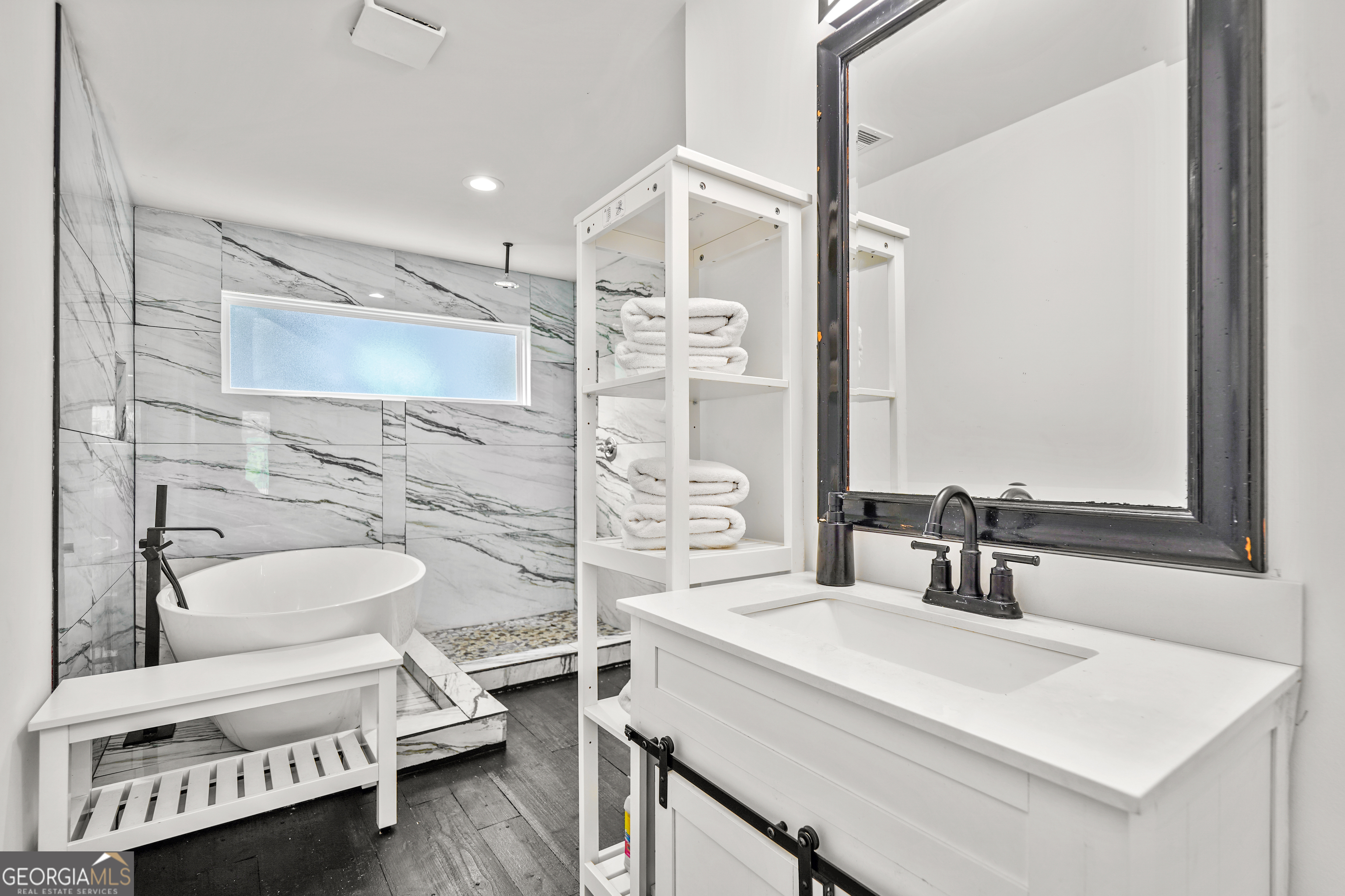 10 Park Road Property Photo 29
