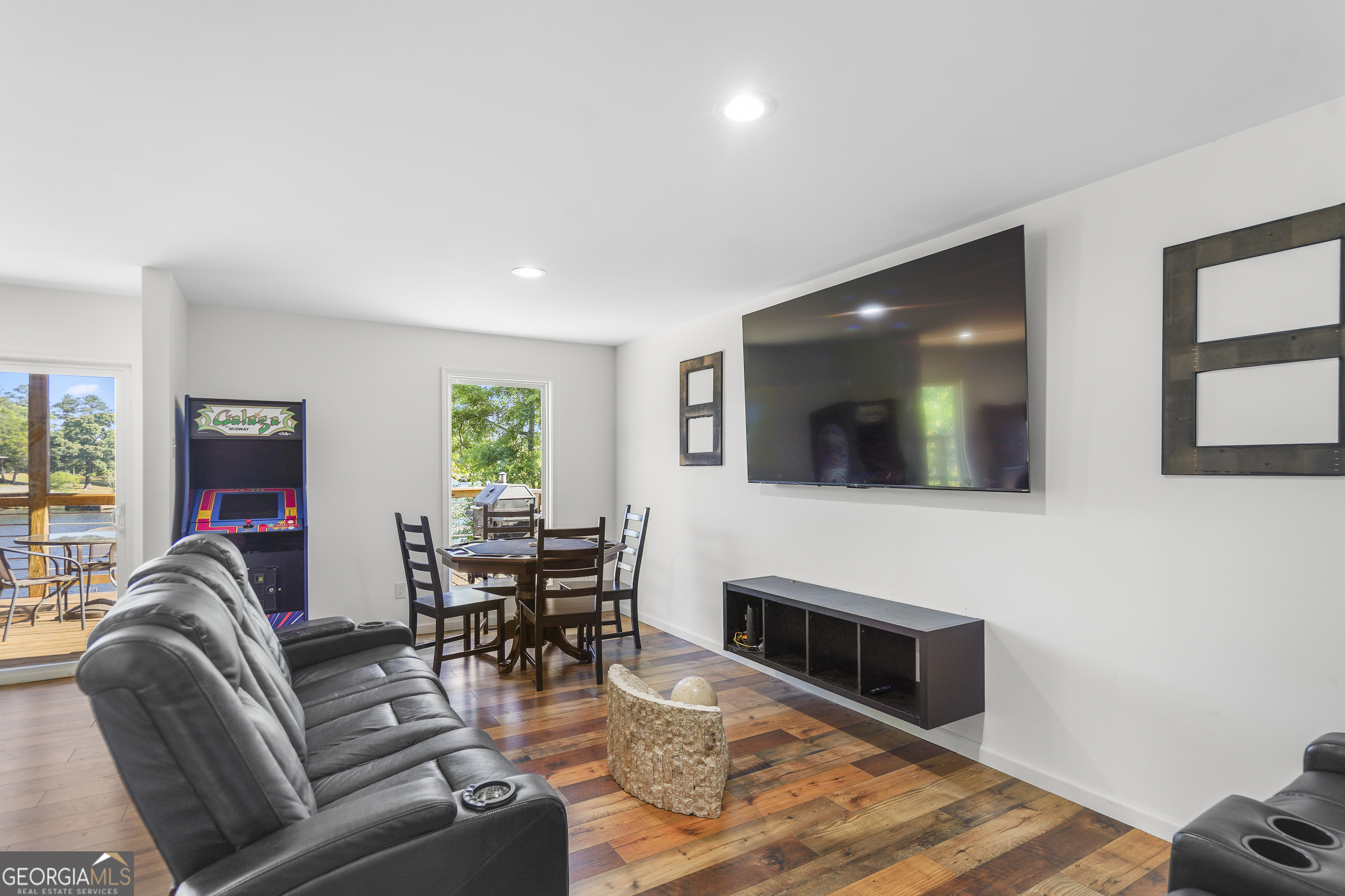 10 Park Road Property Photo 36