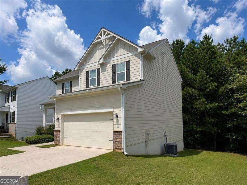 511 Shady Glen Property Photo 2