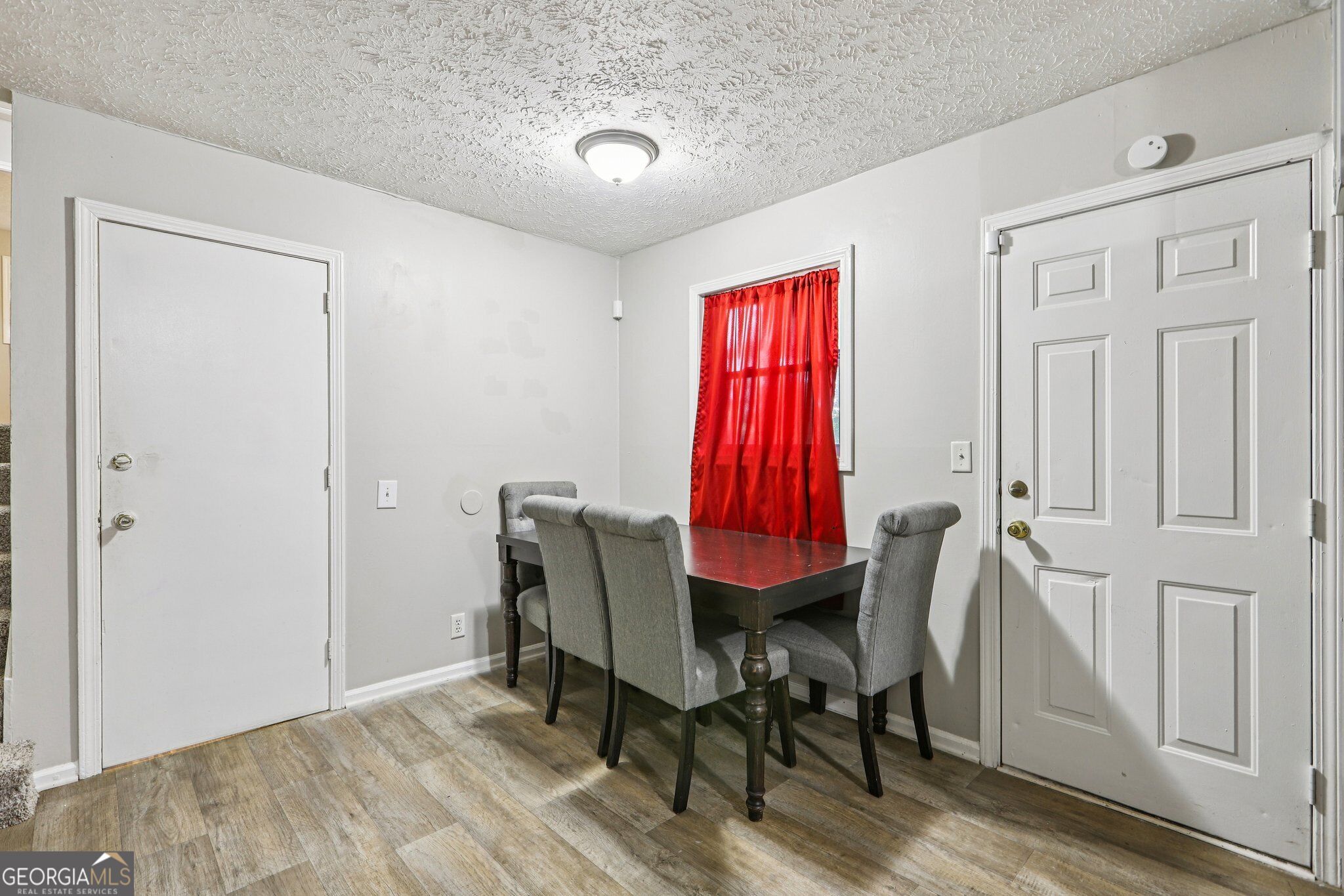2908 Drexel Lane Property Photo 9