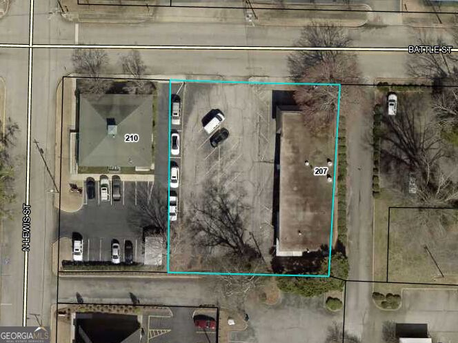 207 W Battle Street Property Photo 2