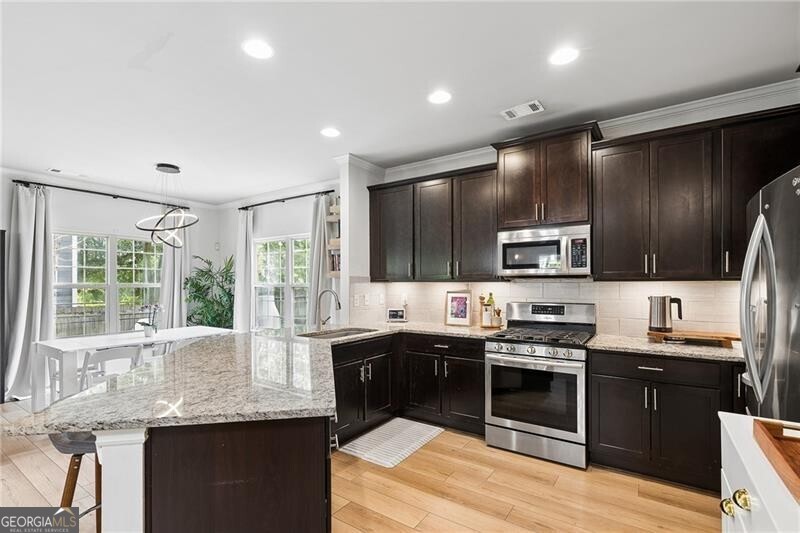 199 Wesley Avenue Ne Property Photo 6