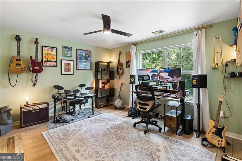 199 Wesley Avenue Ne Property Photo 12