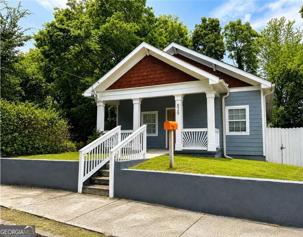 829 Beckwith Street Sw Property Photo 1
