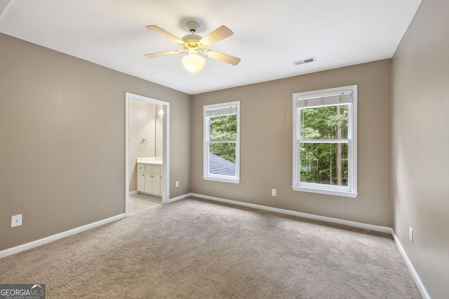 395 Amberbrook Circle Property Photo 19
