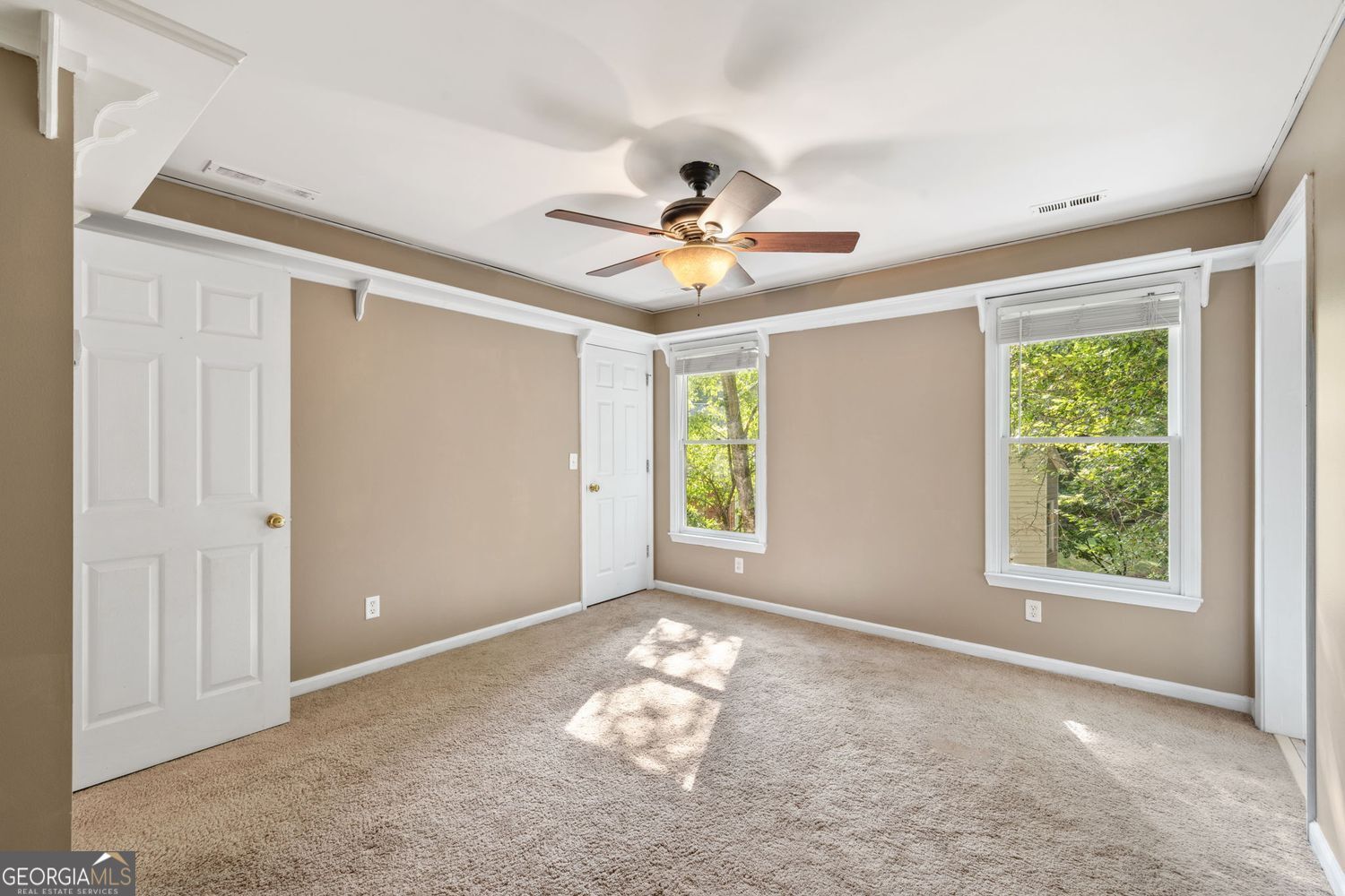 395 Amberbrook Circle Property Photo 24