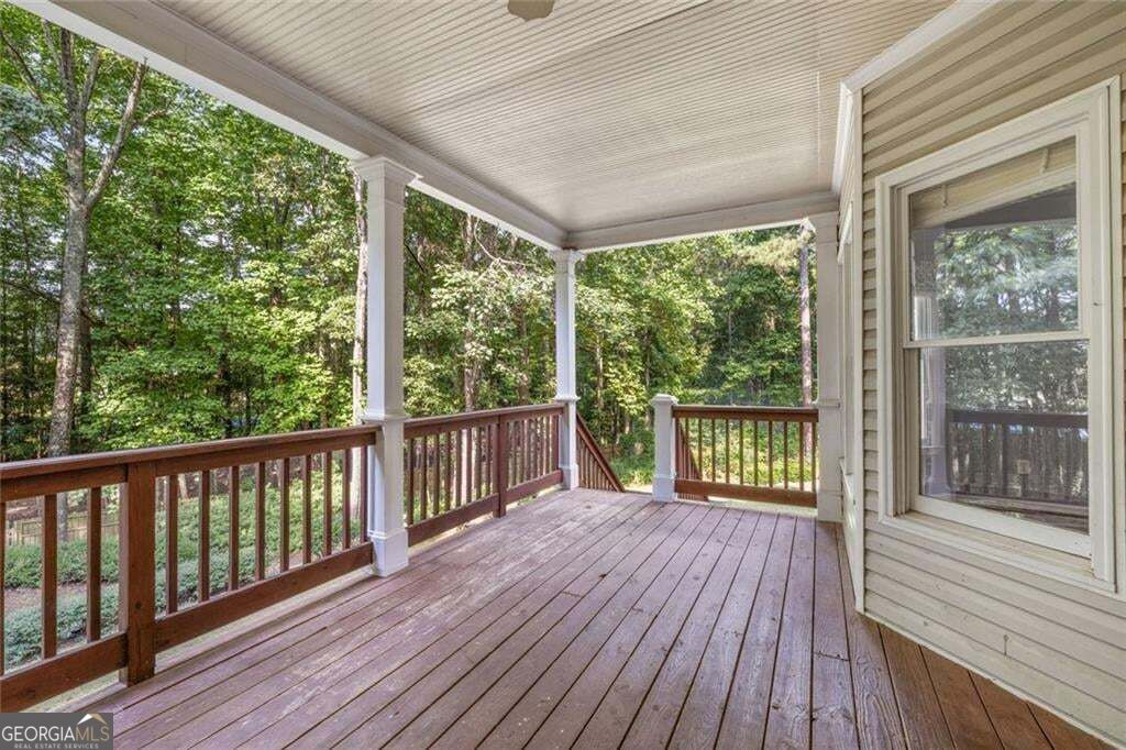 395 Amberbrook Circle Property Photo 27
