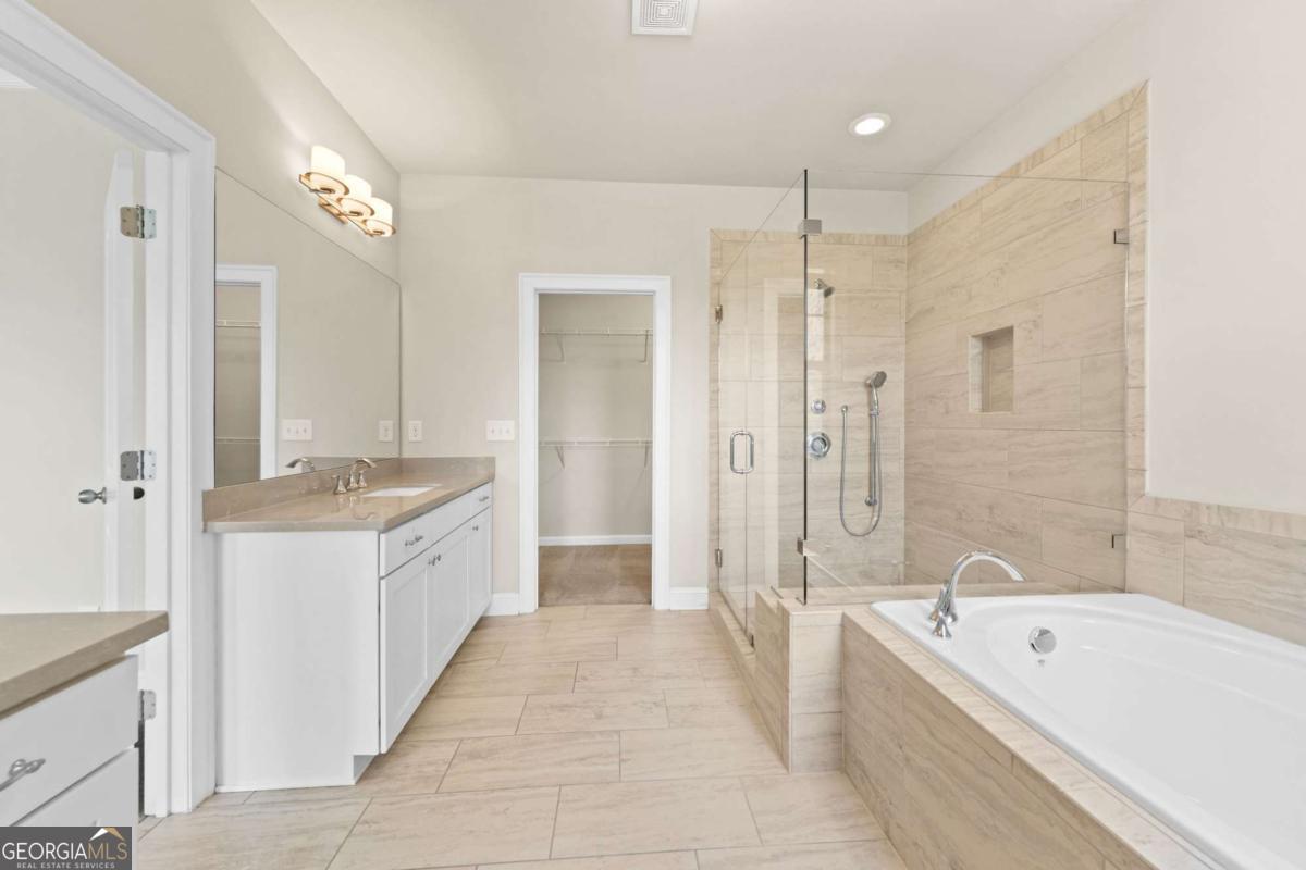 2028 Glenview Park Circle Property Photo 31