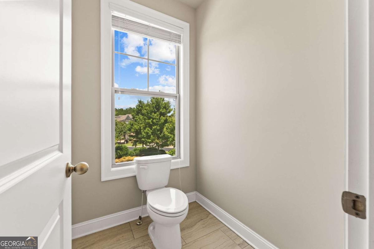 2028 Glenview Park Circle Property Photo 35