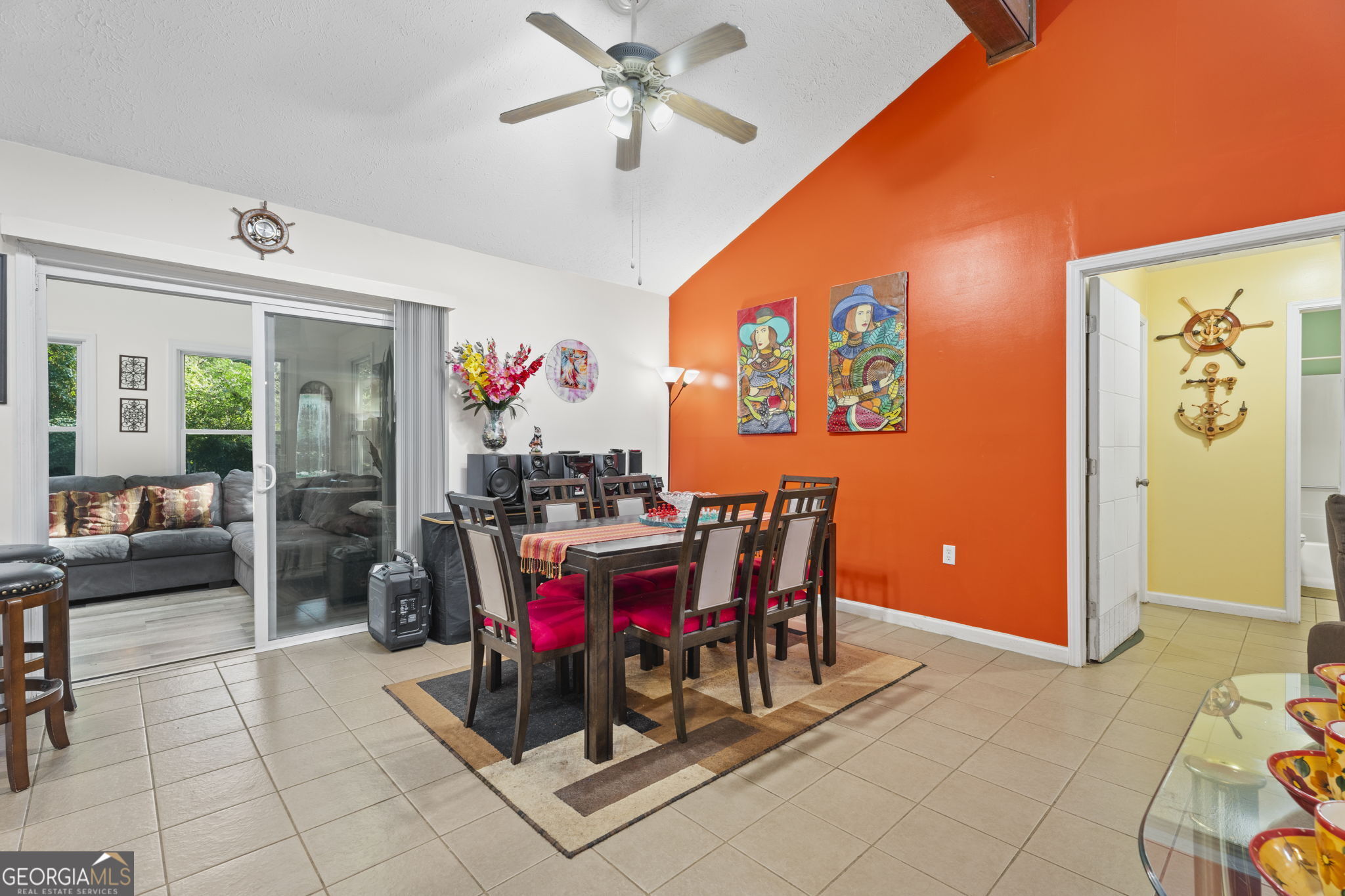 2174 Martin Way Property Photo 12