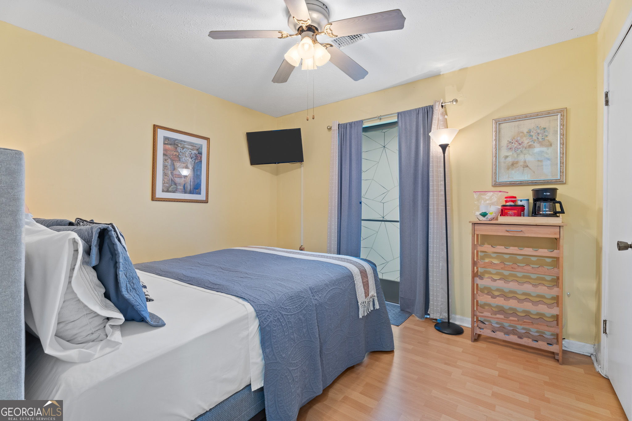 2174 Martin Way Property Photo 22
