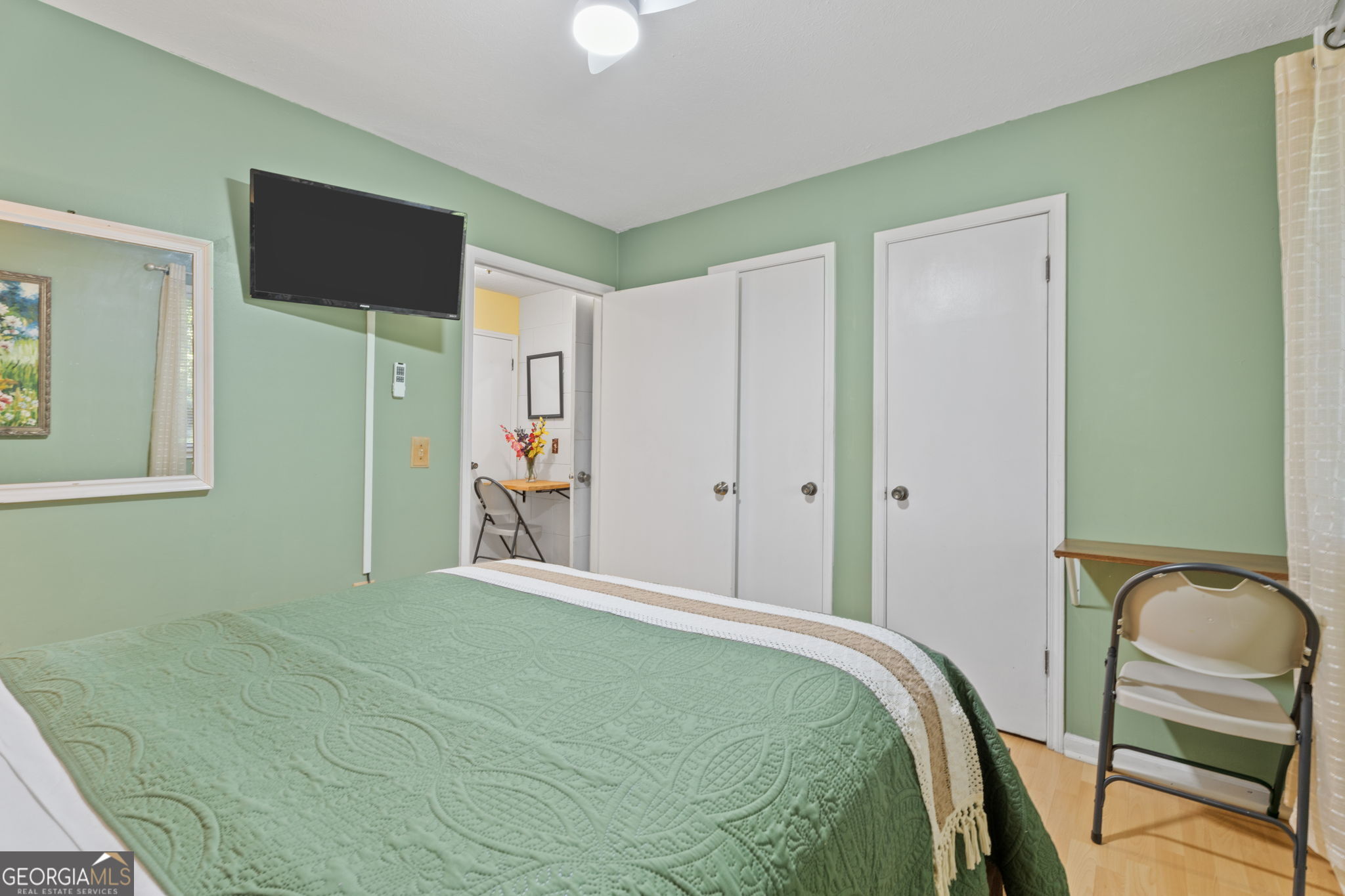 2174 Martin Way Property Photo 27
