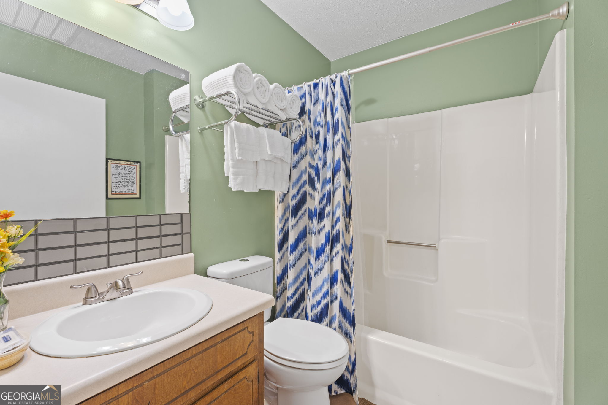 2174 Martin Way Property Photo 29