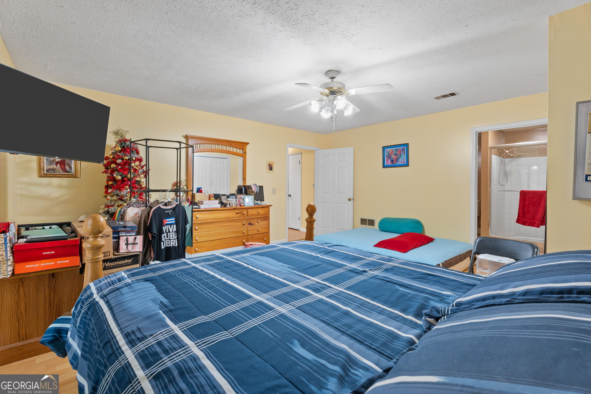 2174 Martin Way Property Photo 31