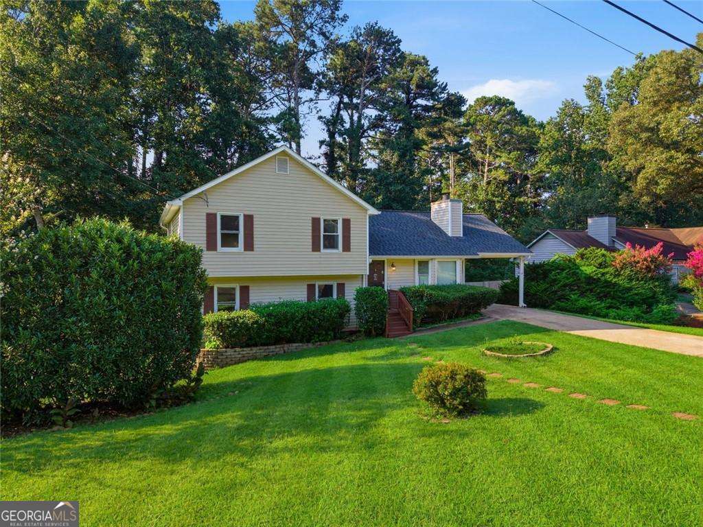 1380 Ashbrook Drive Nw Property Photo 2