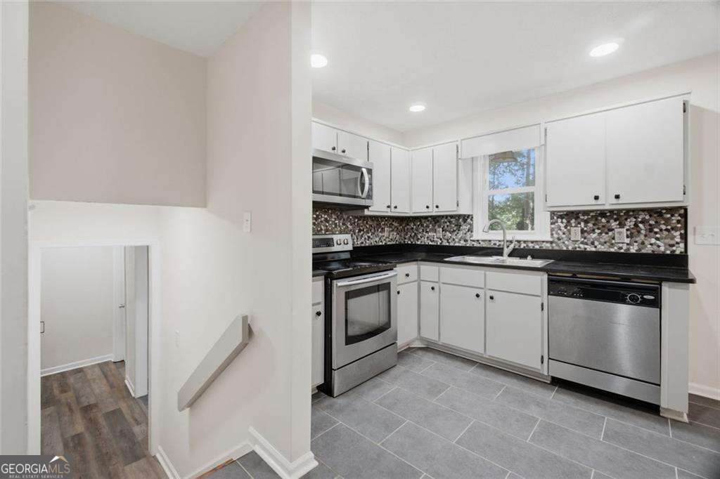 1380 Ashbrook Drive Nw Property Photo 9