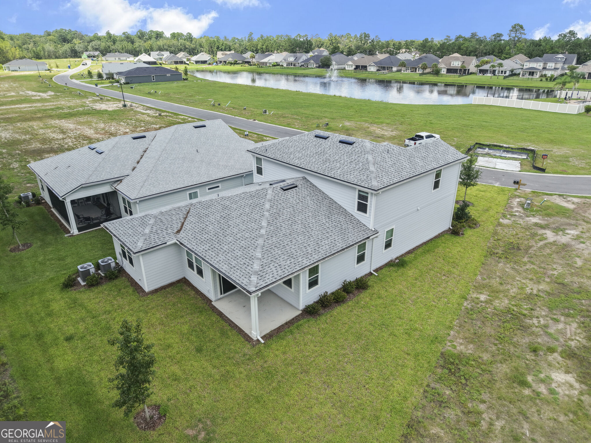 122 Madeline Taylor Place Property Photo 4