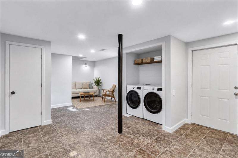 1328 Sharon Street Nw Property Photo 9