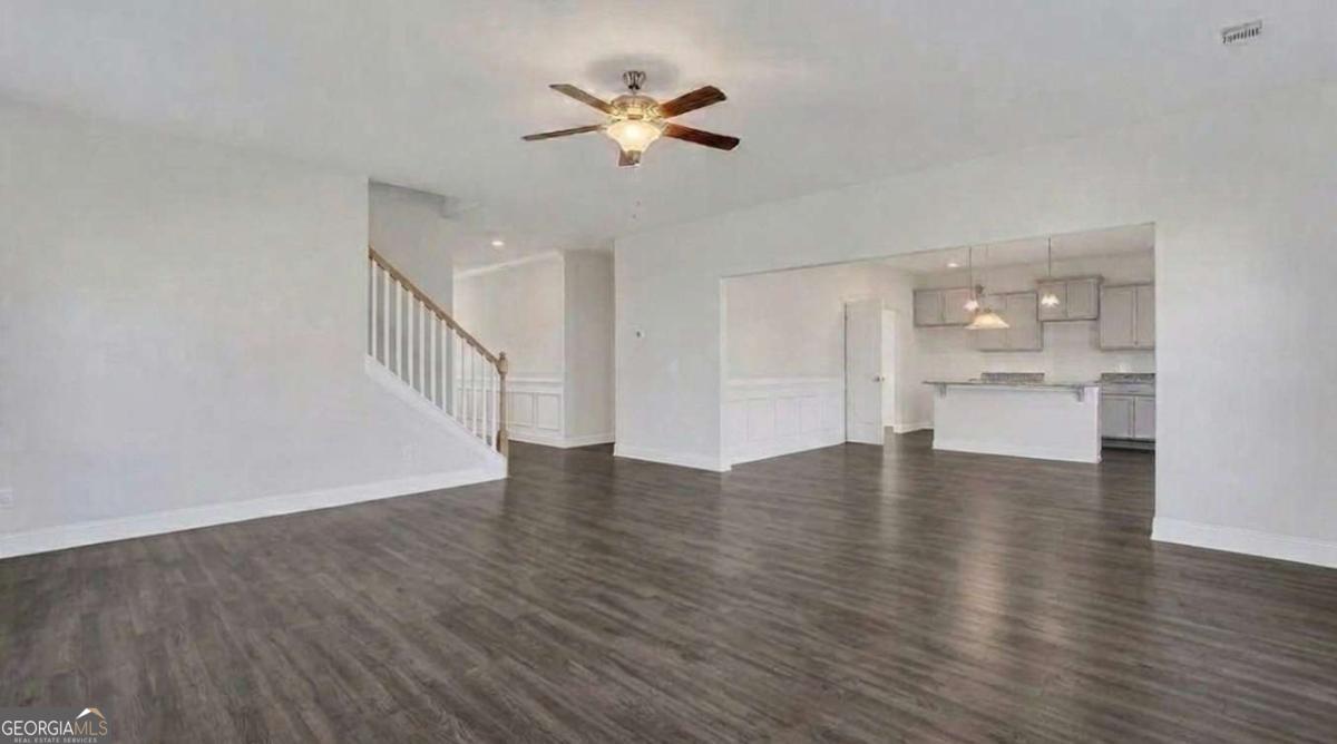 9 Sago Palm Way Property Photo 2