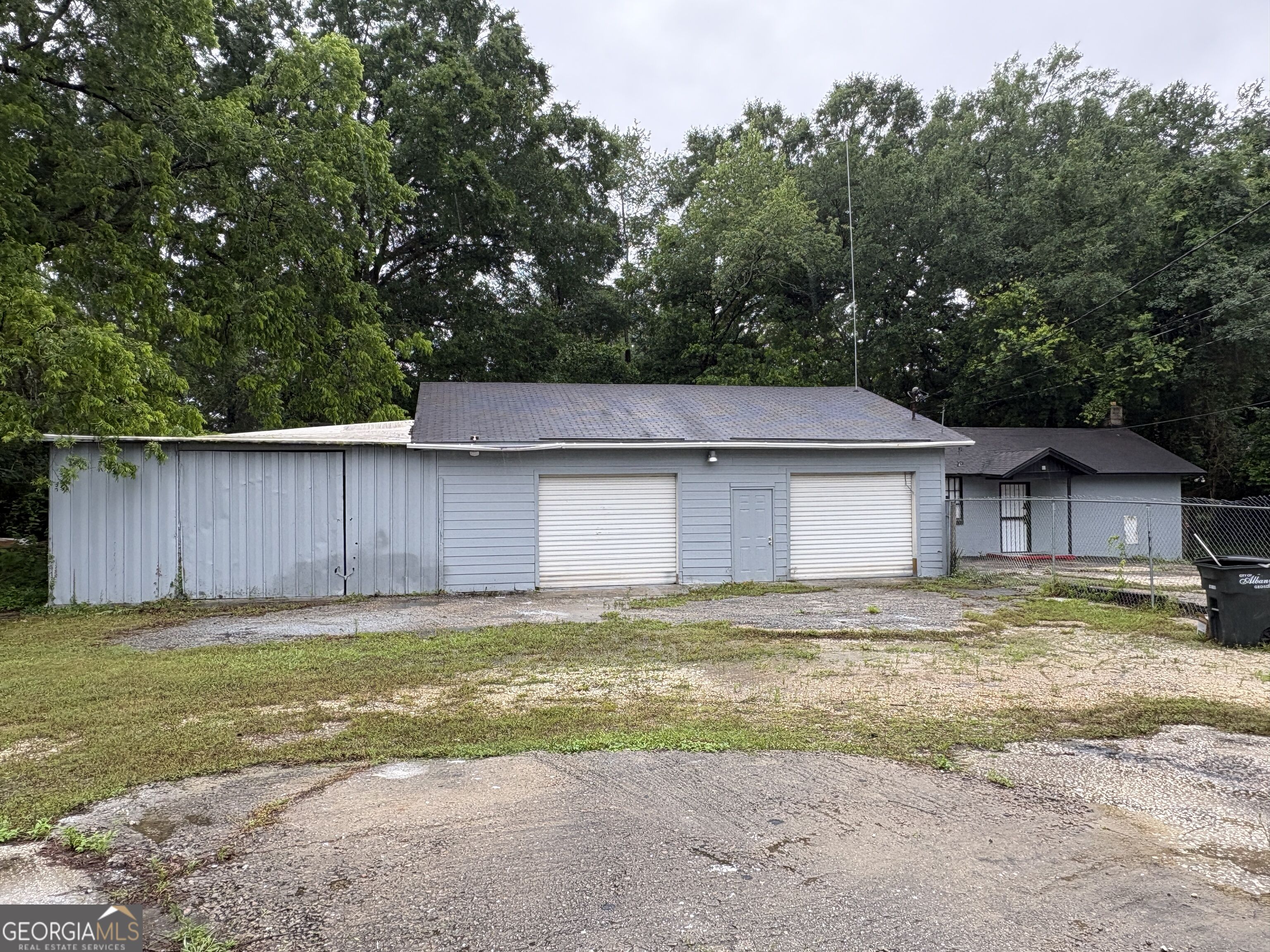 1328 E Broad Avenue Property Photo 1