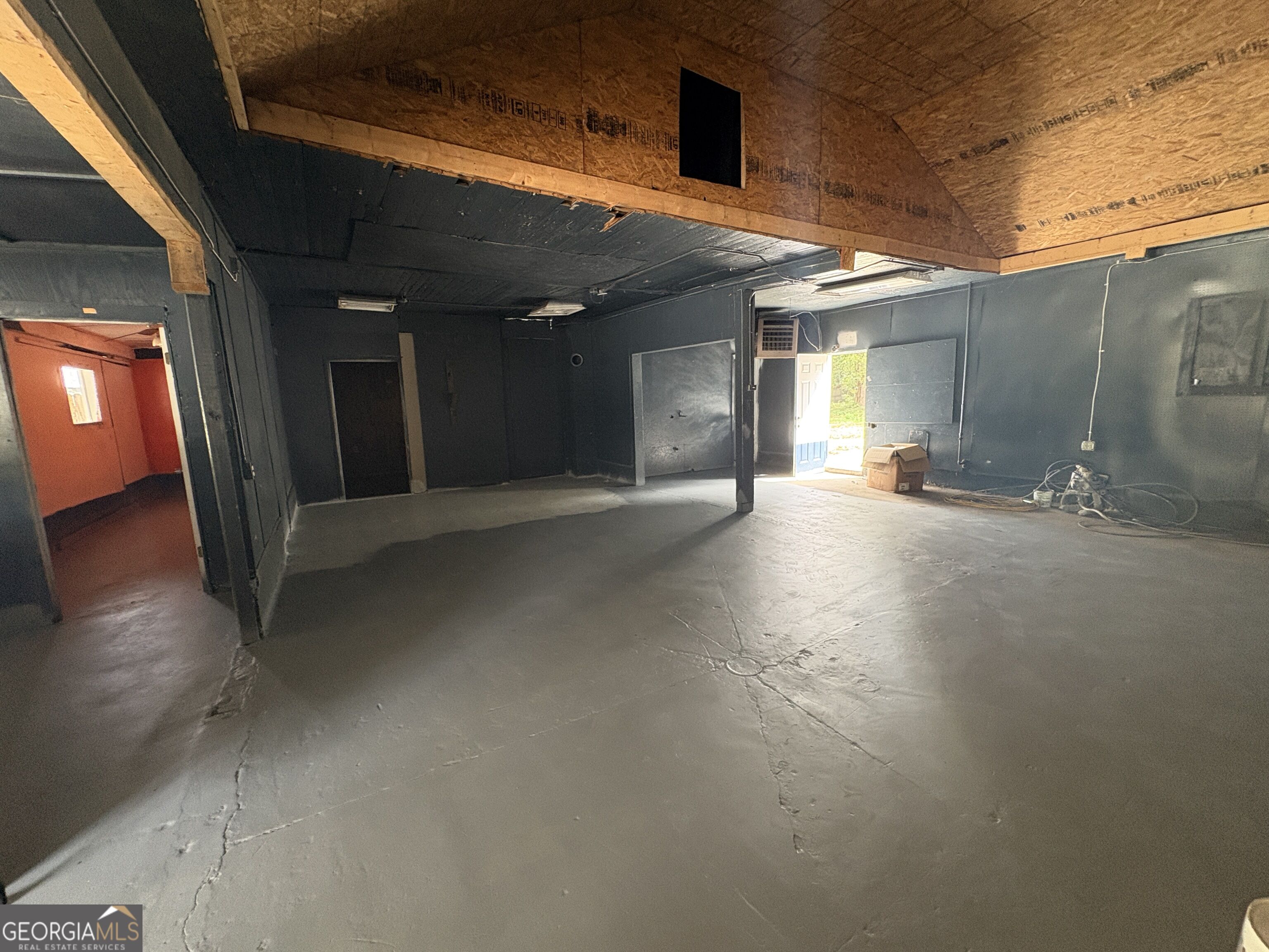 1328 E Broad Avenue Property Photo 20