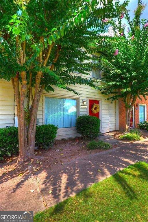 213 High Creek Drive Property Photo 2