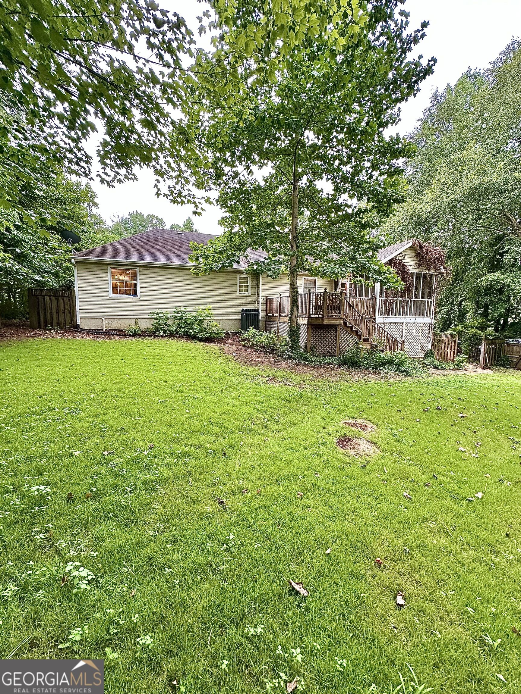 439 Abbington Lane Property Photo 5