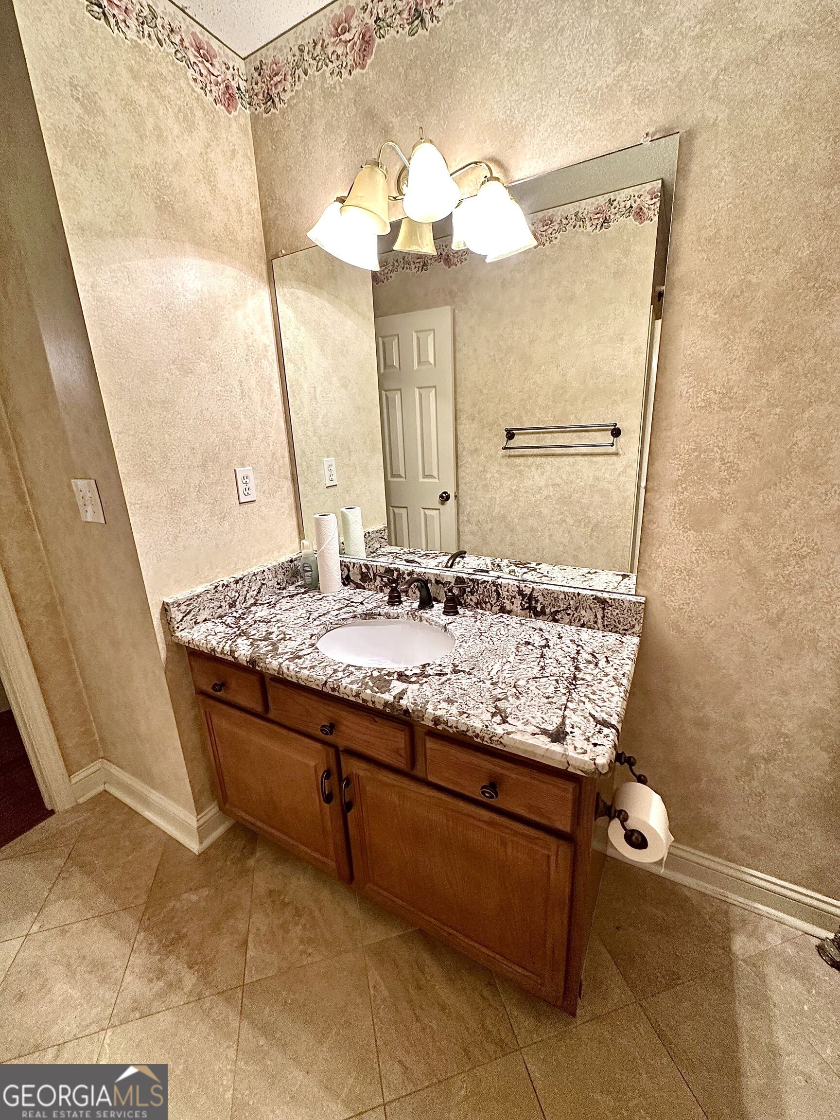 439 Abbington Lane Property Photo 18