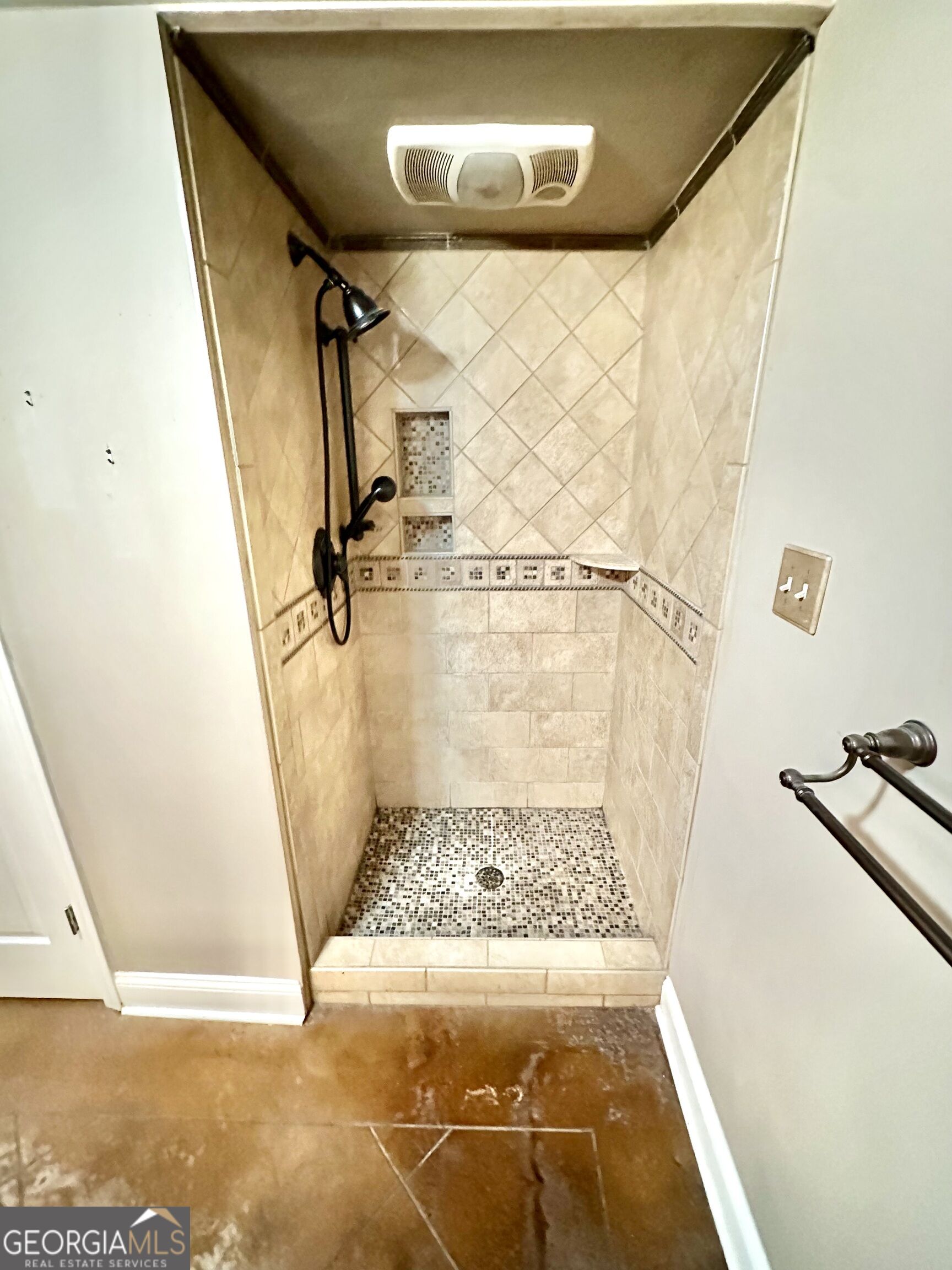 439 Abbington Lane Property Photo 28