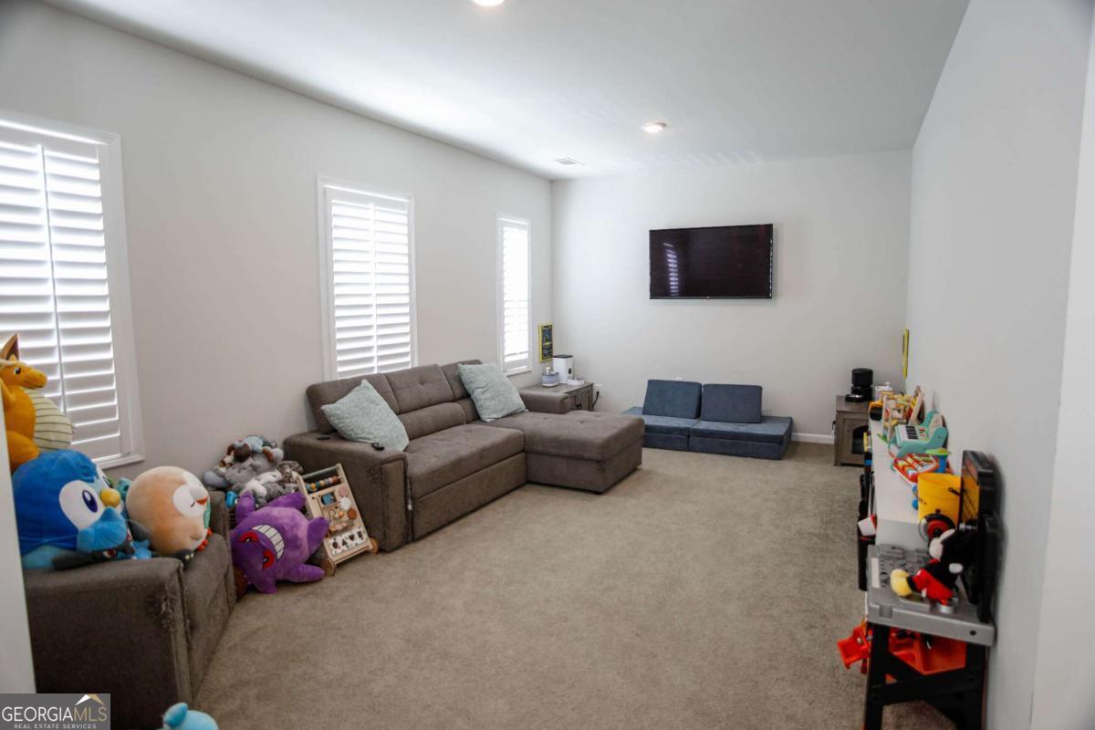 5329 Fox Hill Lane Property Photo 26