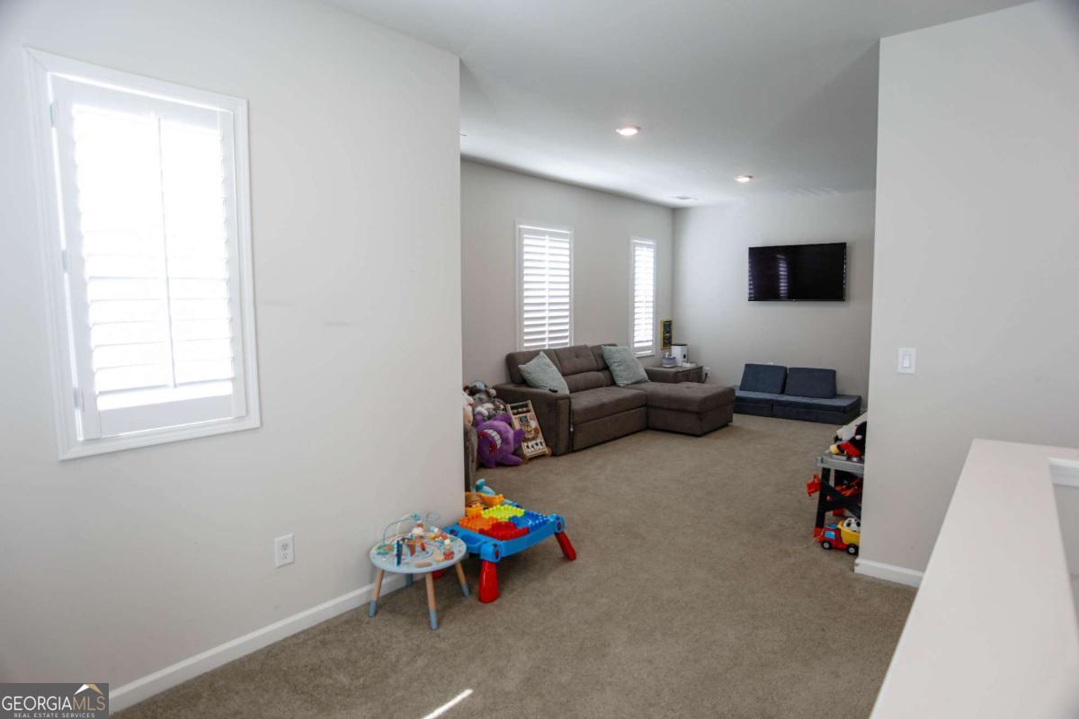 5329 Fox Hill Lane Property Photo 27