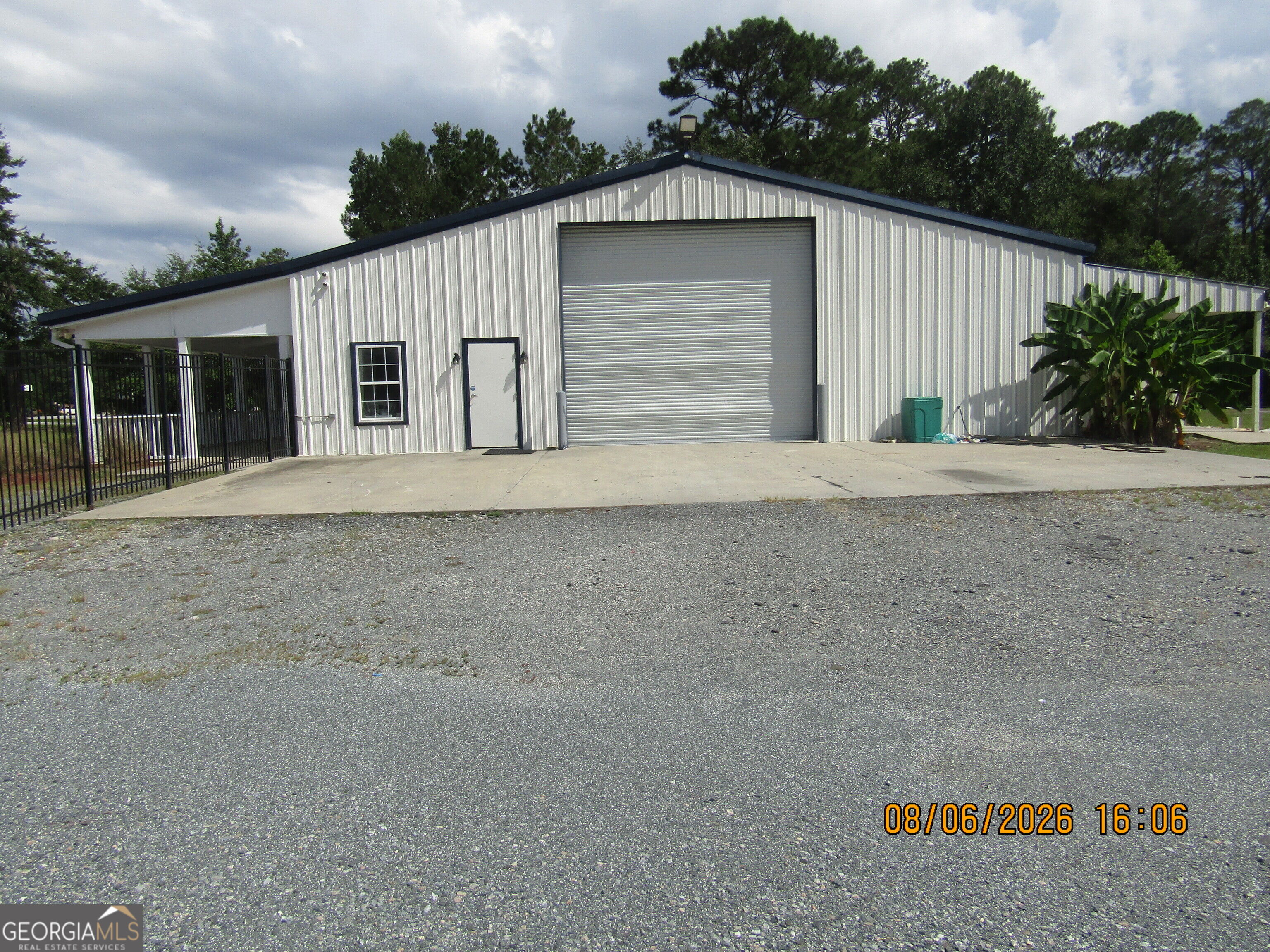 6789 Highway 67 Property Photo 2