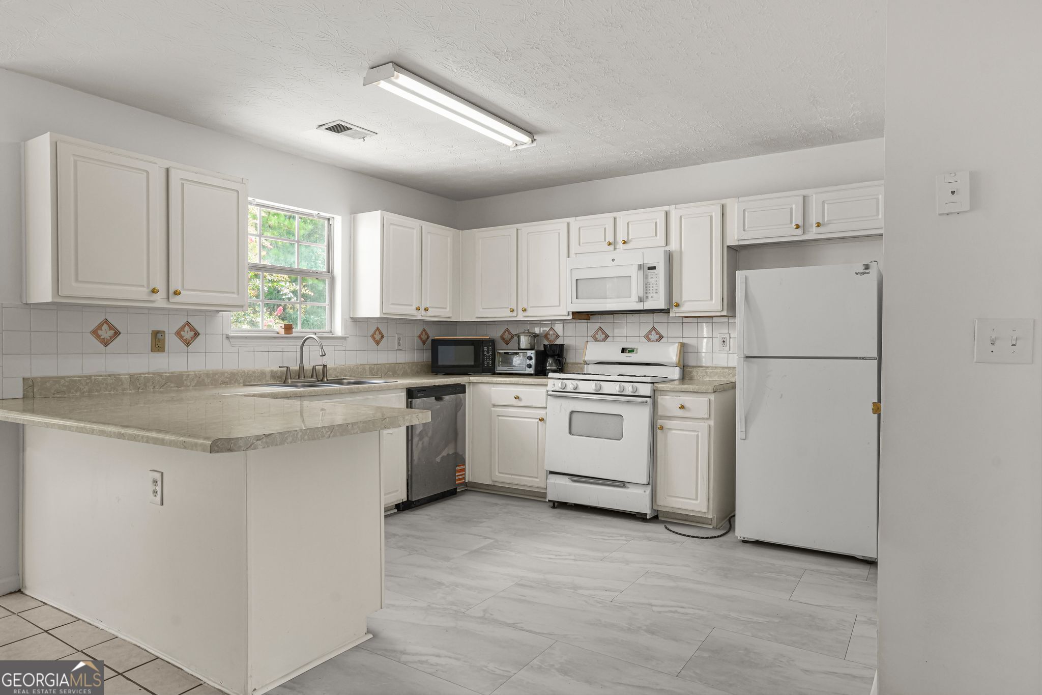 1664 Bennett Drive Property Photo 10