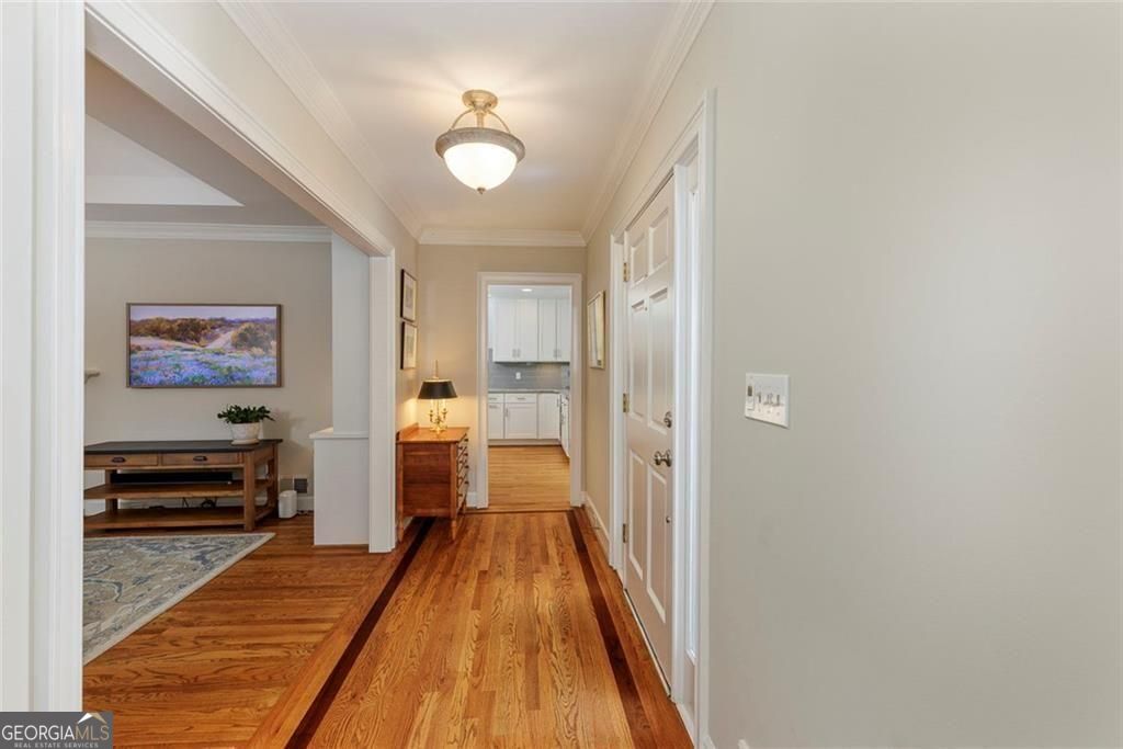 450 Greenlaurel Drive Ne Property Photo 8