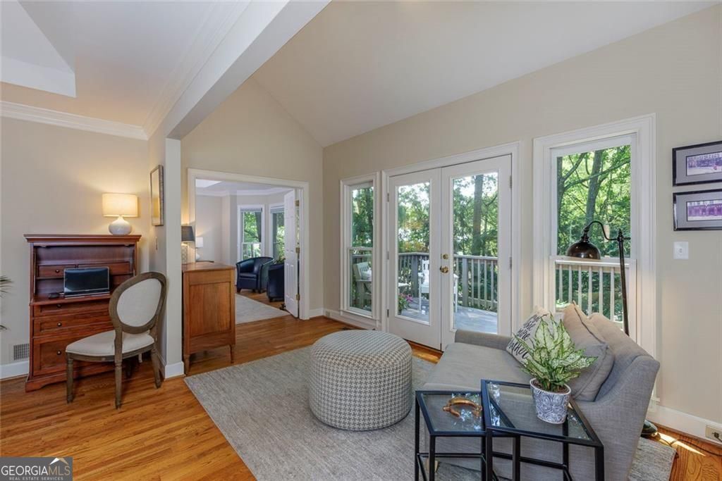 450 Greenlaurel Drive Ne Property Photo 14