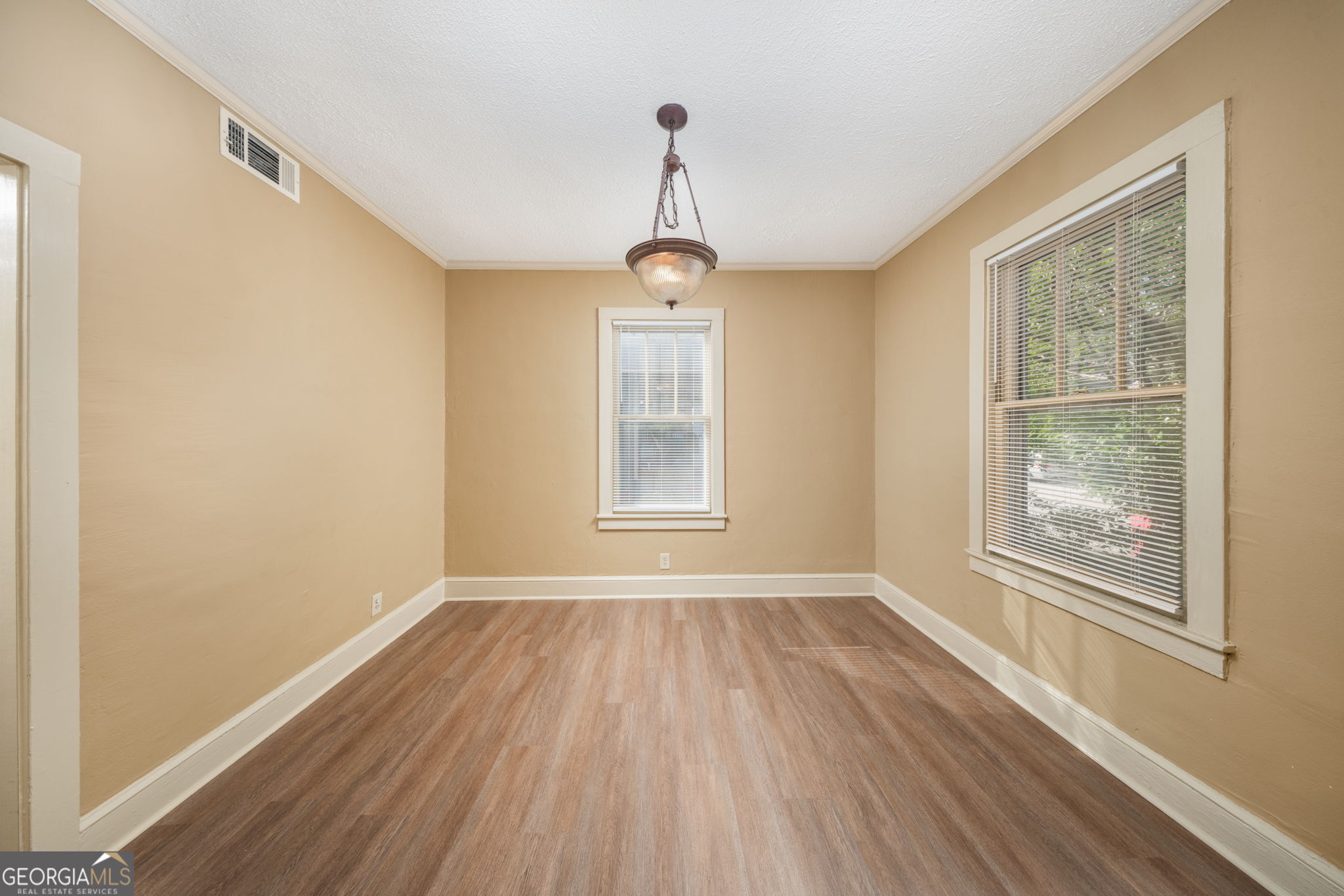 3208 Ridge Avenue Property Photo 14
