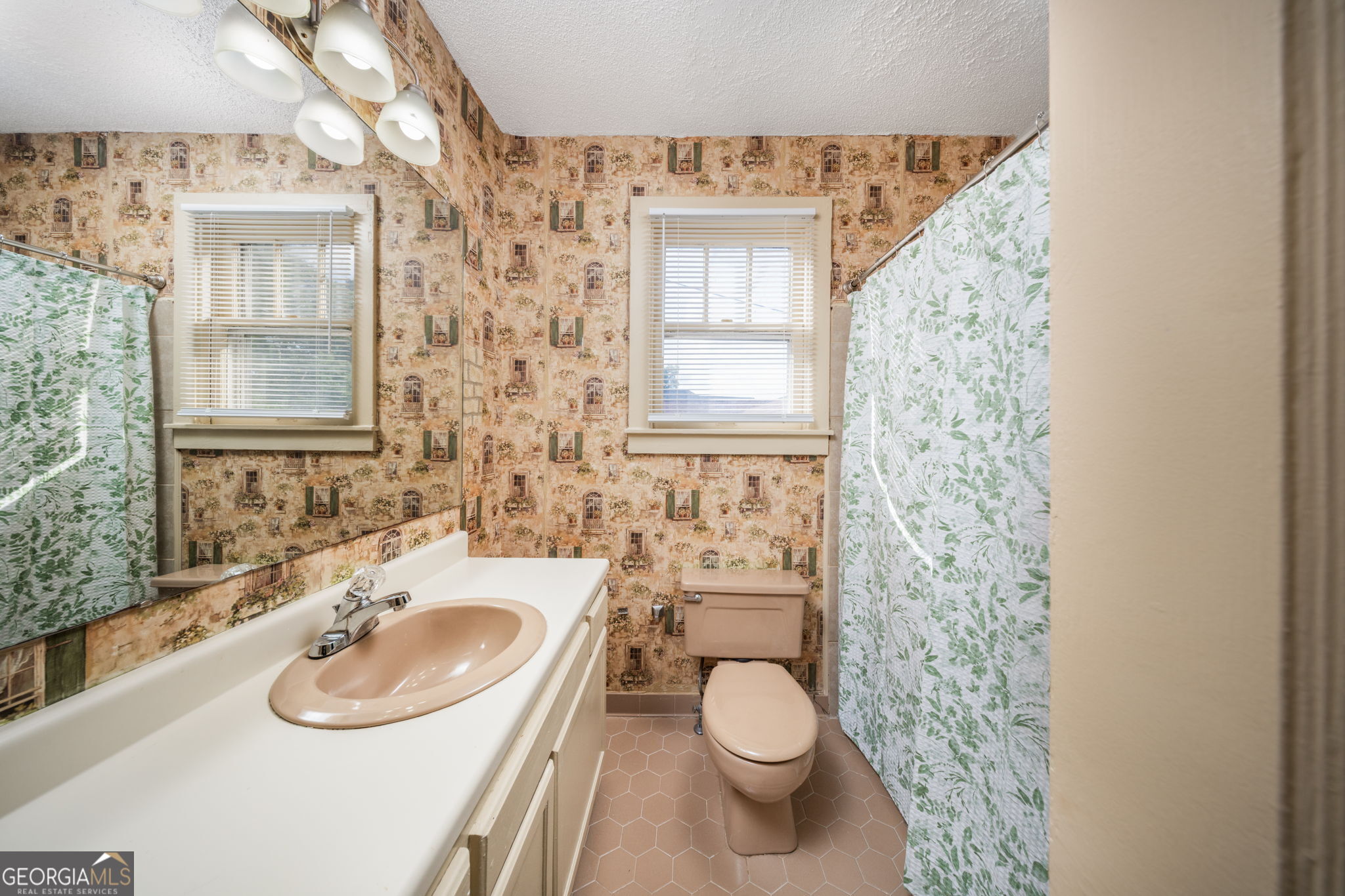 3208 Ridge Avenue Property Photo 19