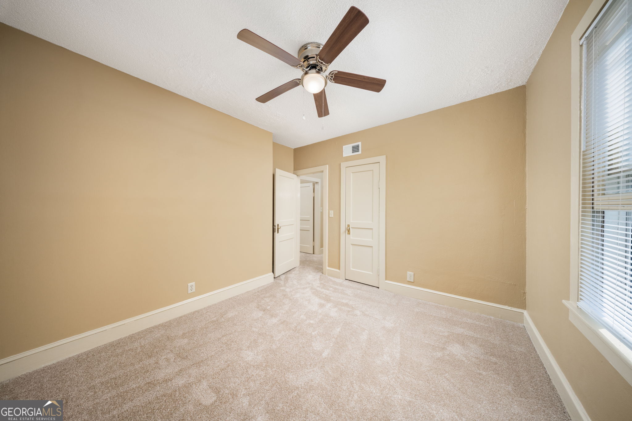 3208 Ridge Avenue Property Photo 26