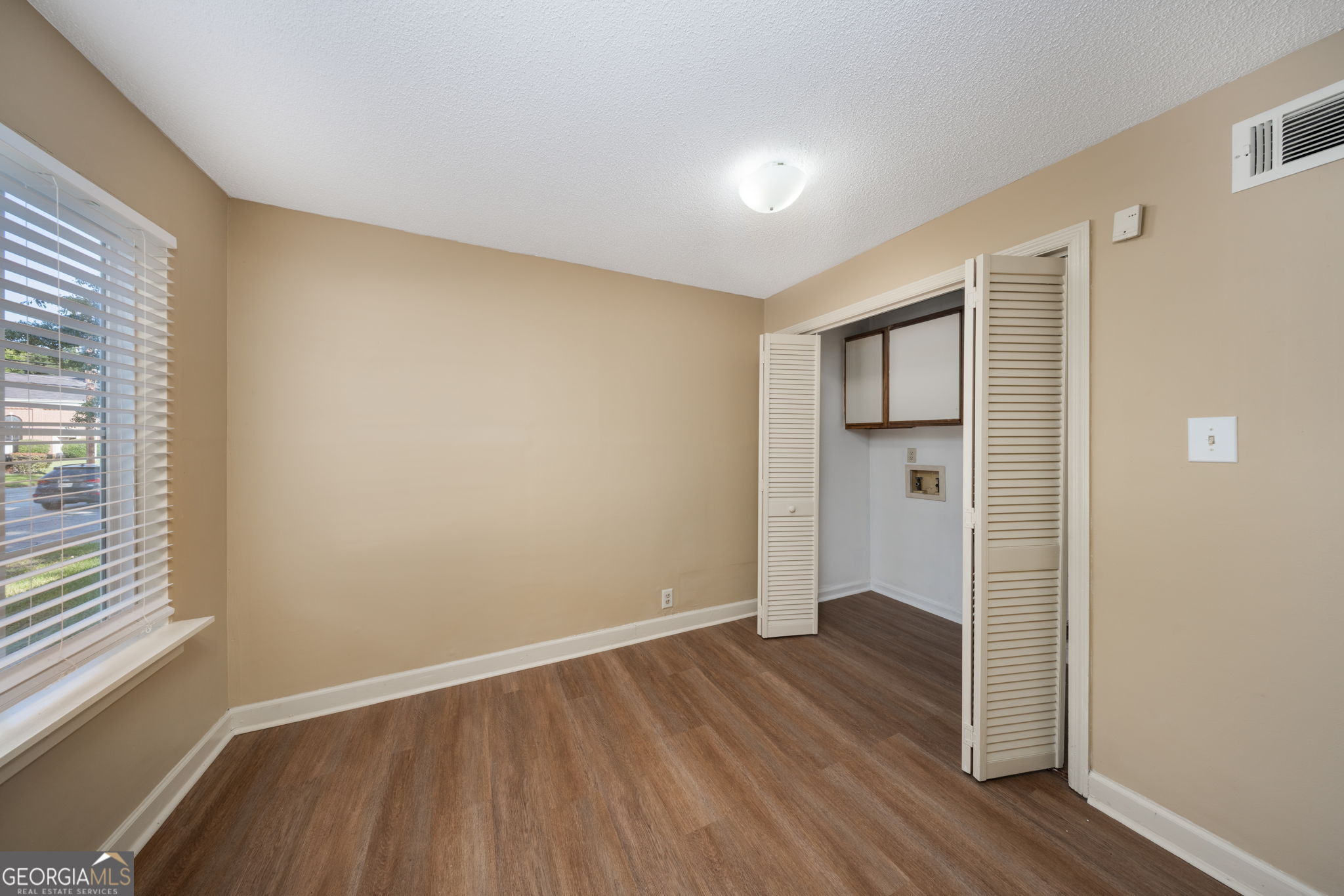 3208 Ridge Avenue Property Photo 27