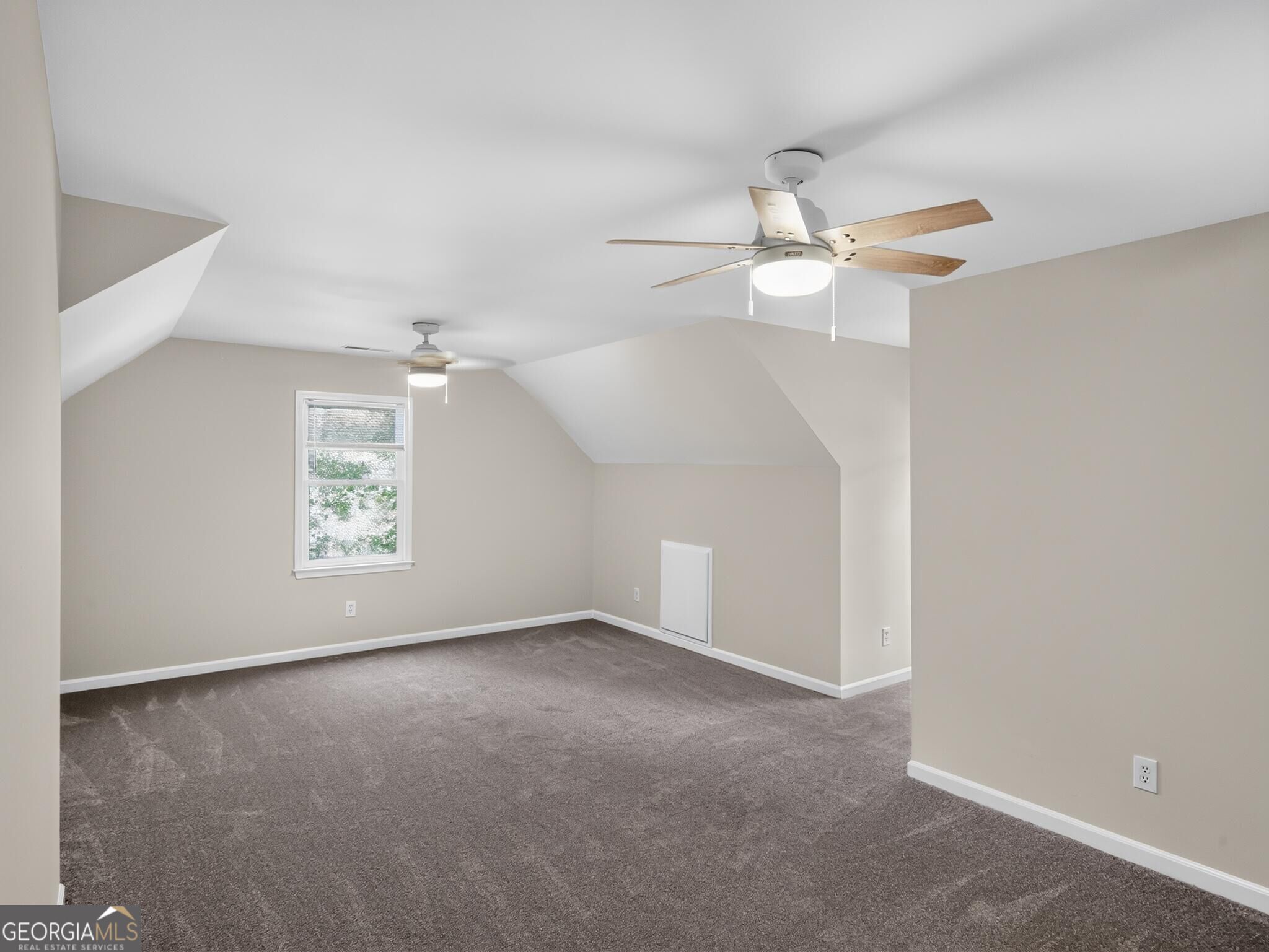 2240 Whispering Pines Lane Property Photo 24