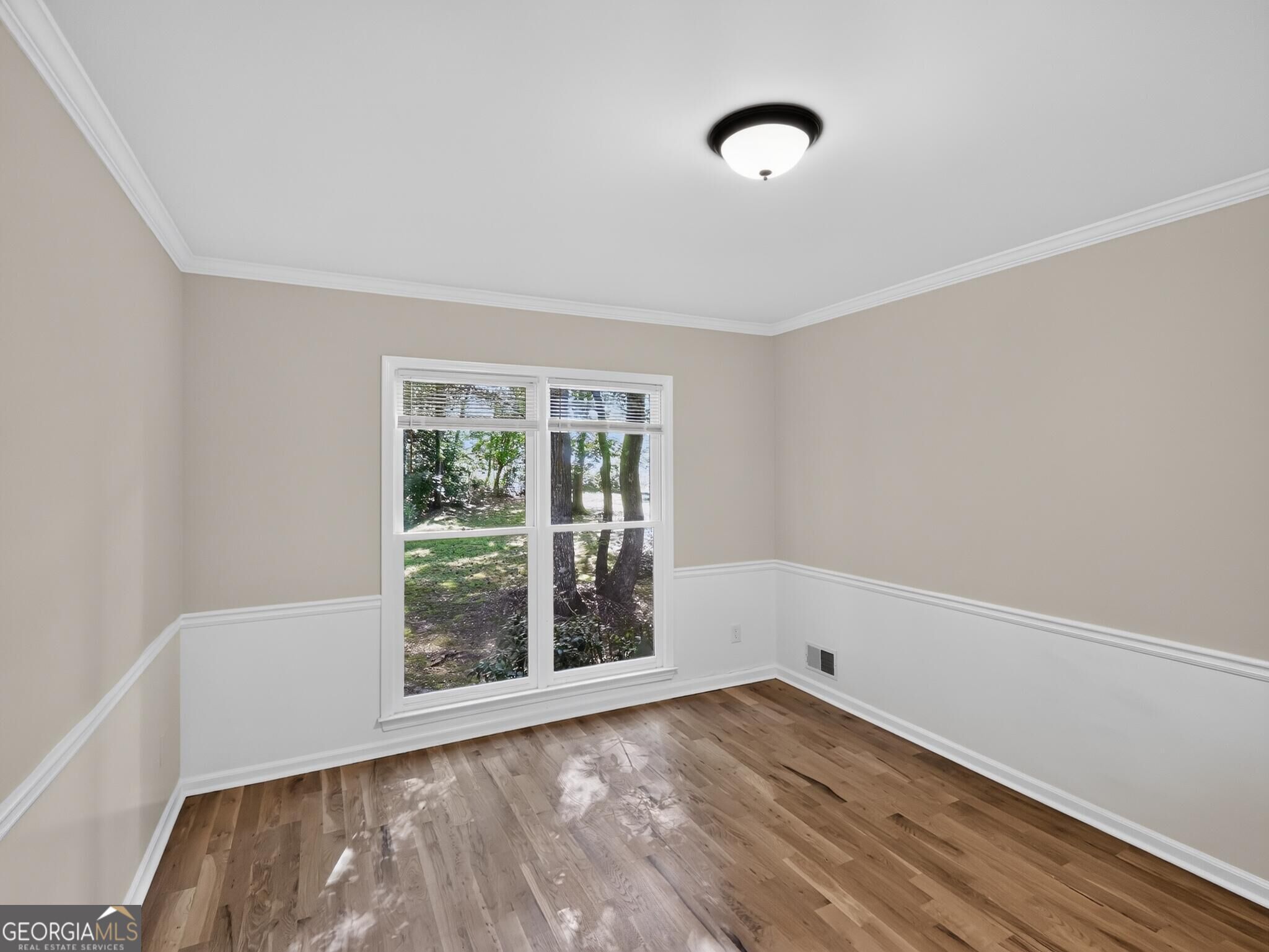 2240 Whispering Pines Lane Property Photo 25
