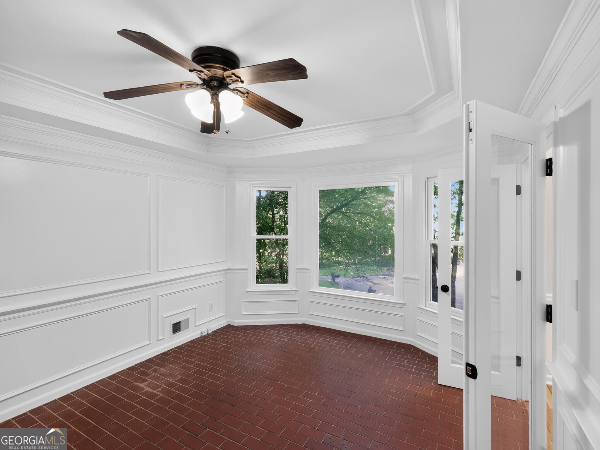 2240 Whispering Pines Lane Property Photo 40
