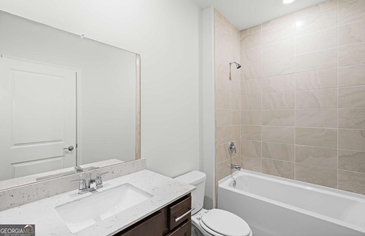 2918 Salinger Way Property Photo 10