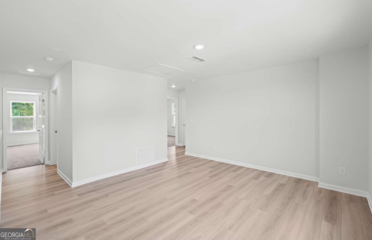 2918 Salinger Way Property Photo 11