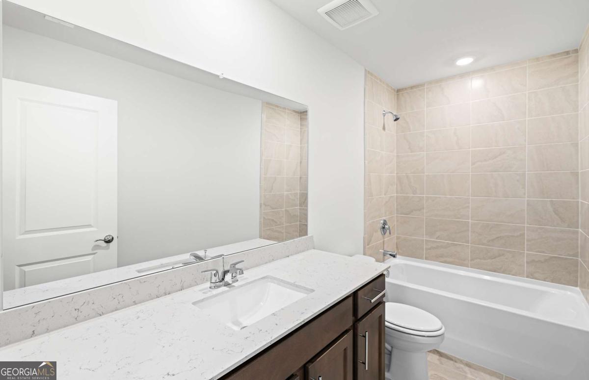 2918 Salinger Way Property Photo 13