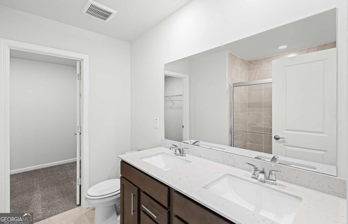 2918 Salinger Way Property Photo 16