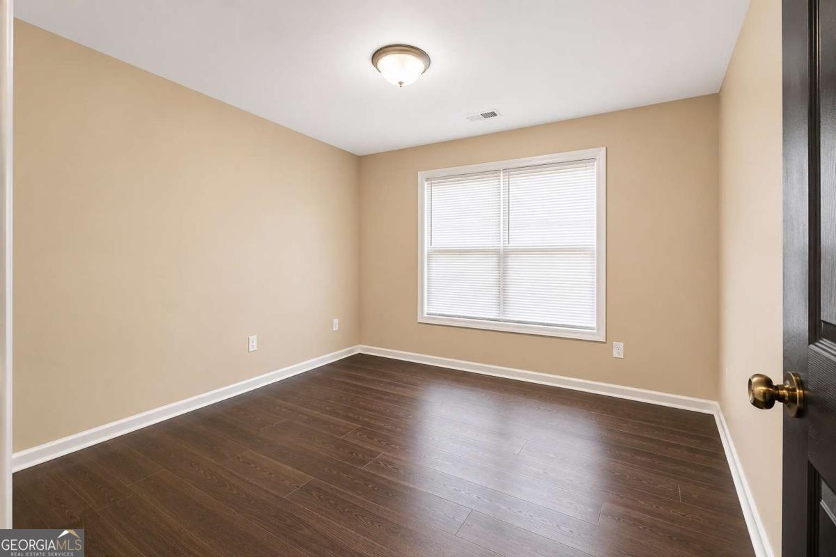 2315 Lake Royale Drive Property Photo 8