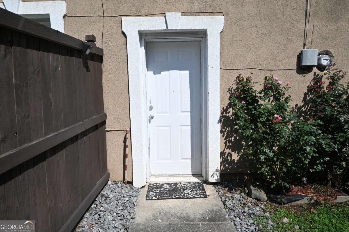 994 Overbrook Circle # 1 Property Photo 19